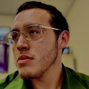 Meet your Posher, Max